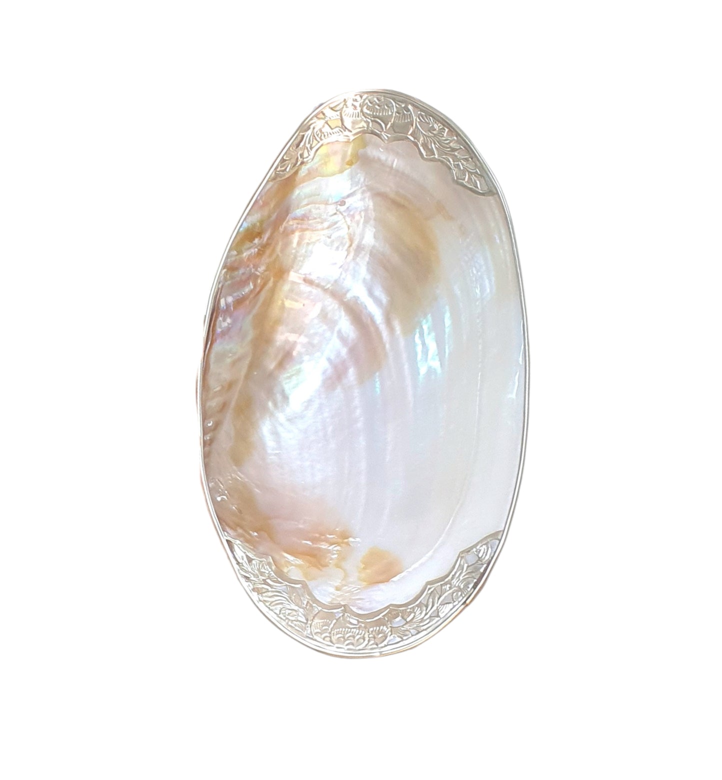 TT01-Natural Pearl Trinket Dish W/ Silver Metal Details