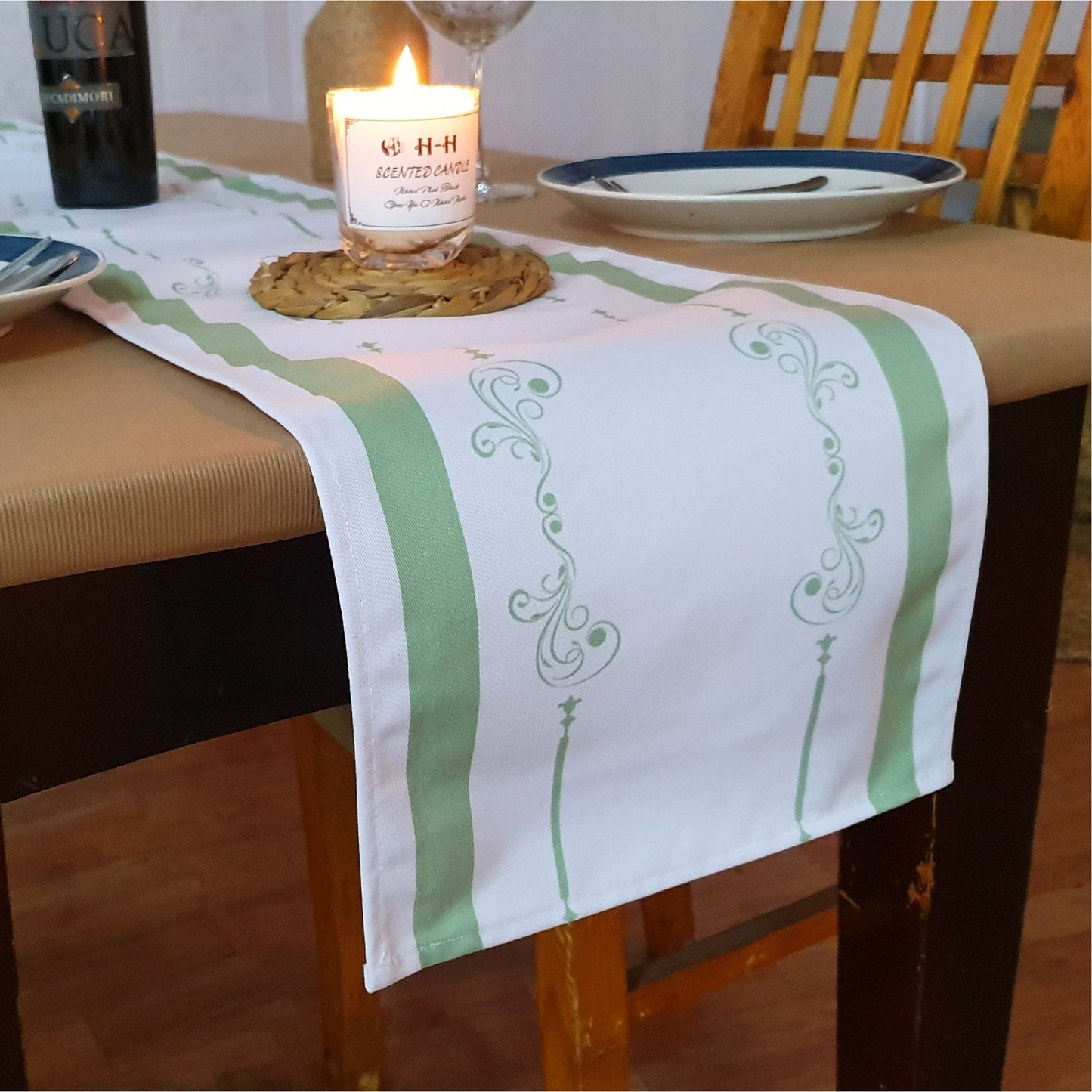 KB13, KB14, KB15, KB16; Canvas table runner;